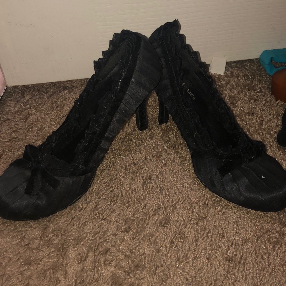 Black heels